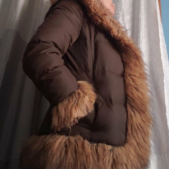 Coat - Picture 3 of 4